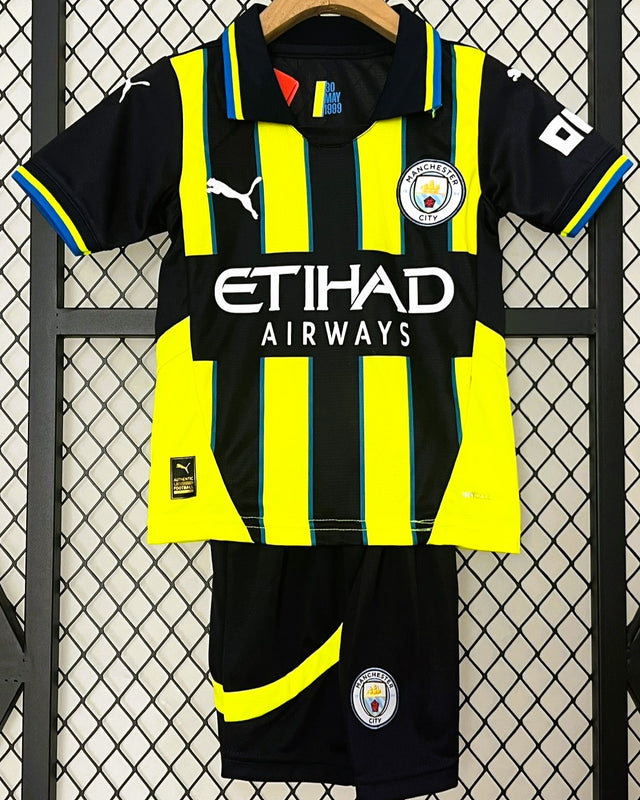 Kit infantil del MANCHESTER CITY