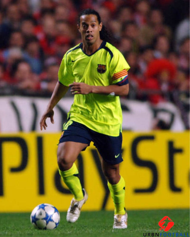 RONALDINHO 2005-06 (Barre)