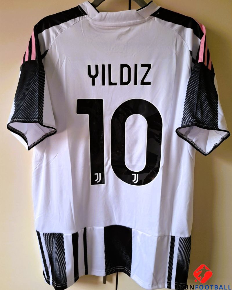 Yildiz Adidas China Juventus Replica YILDIZ KENAN 2025-26 (Juv