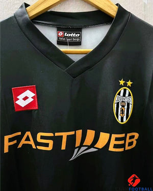TREZEGUET DAVID 2001-02 (Juv)