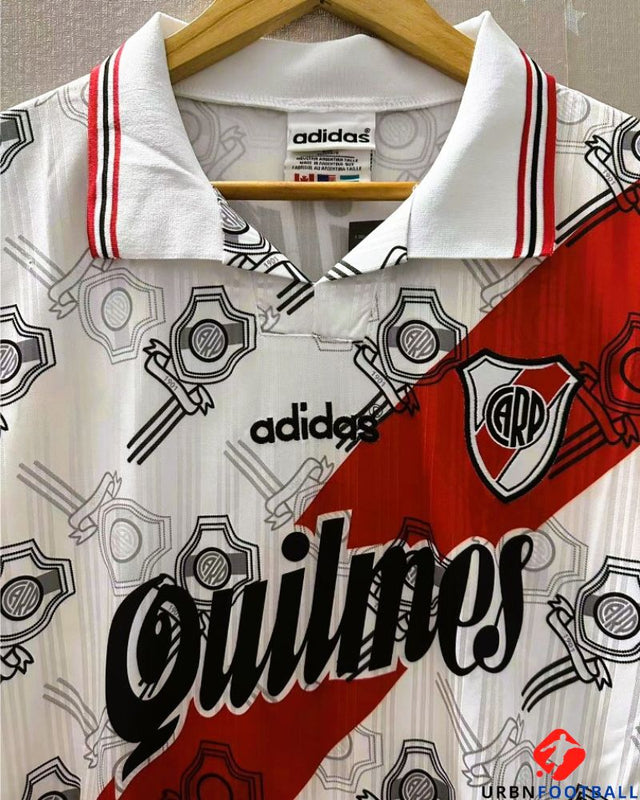 SALAS MARCELO 1997-98 (Rev)