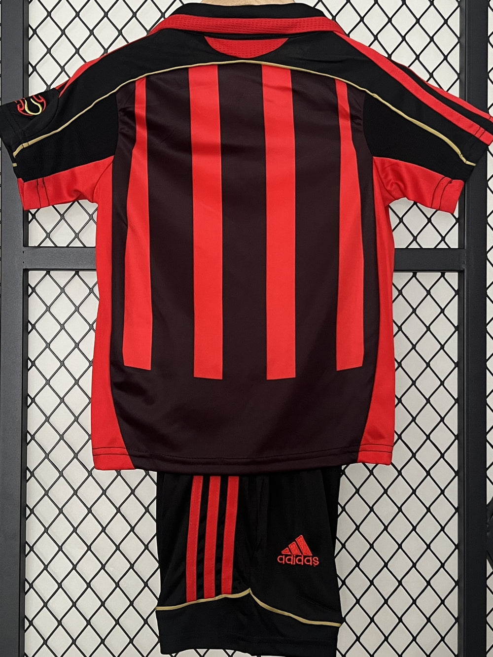 MILAN kid kit