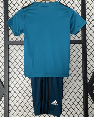 Conjunto infantil del REAL MADRID
