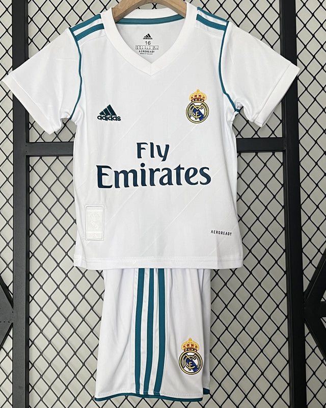 Conjunto infantil del REAL MADRID