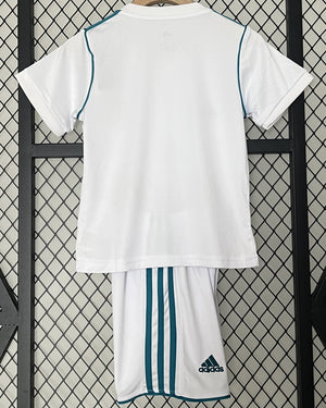 Conjunto infantil del REAL MADRID