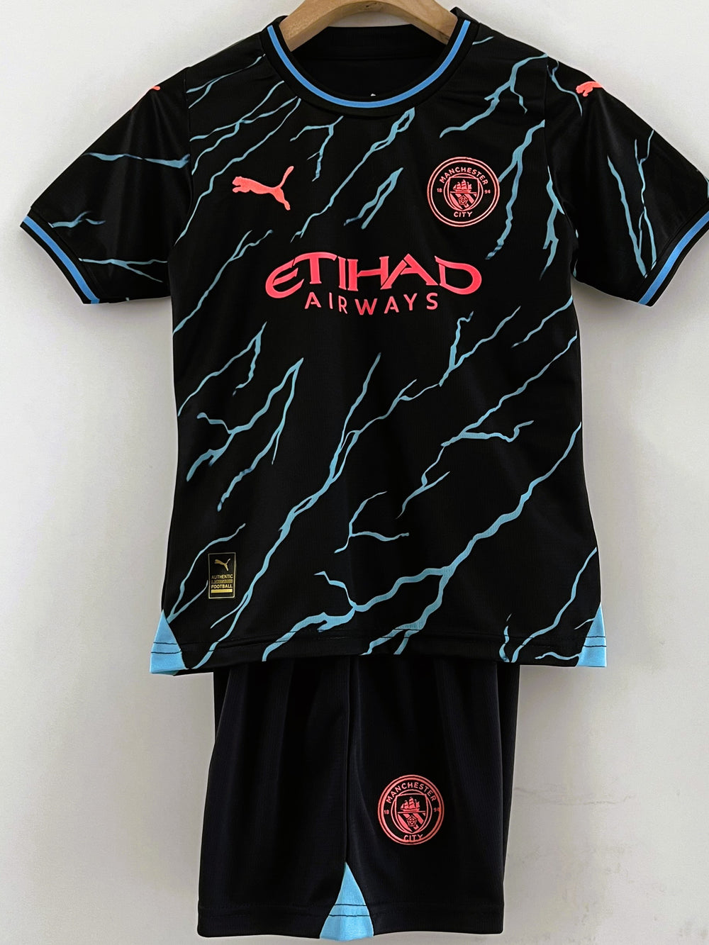 Kit infantil del MANCHESTER CITY