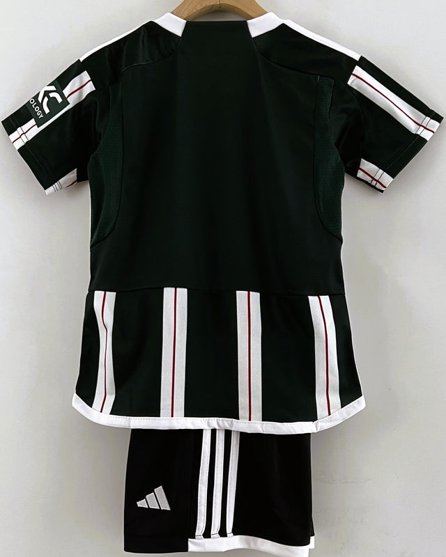 MANCHESTER UNITED kid kit