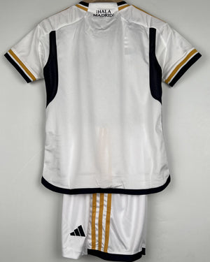 Conjunto infantil del REAL MADRID