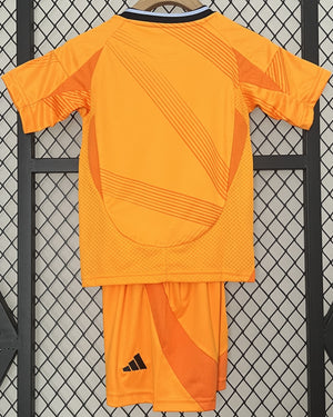 Conjunto infantil del REAL MADRID