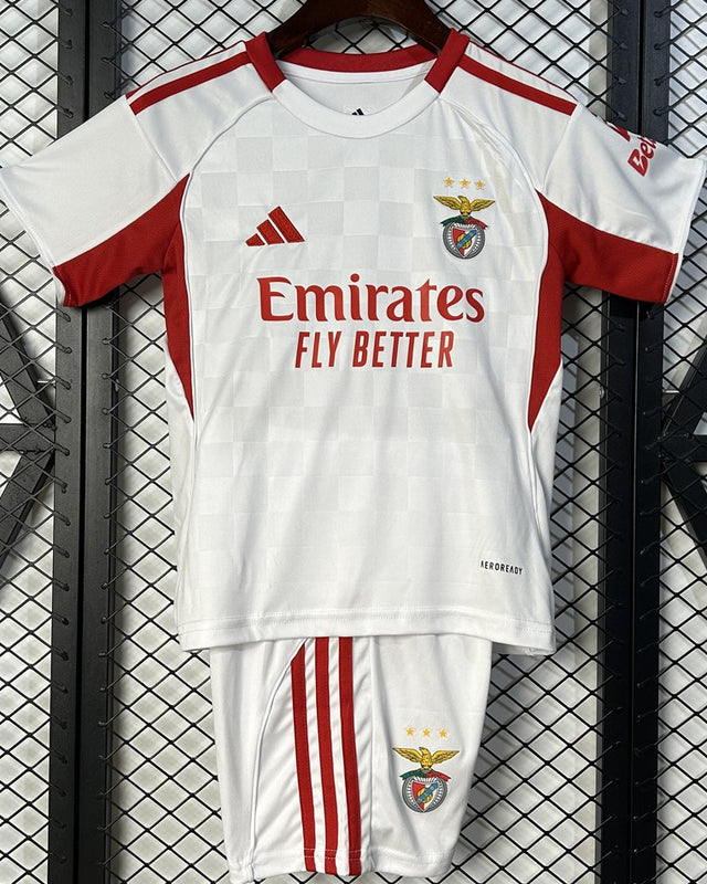 Kit infantil BENFICA