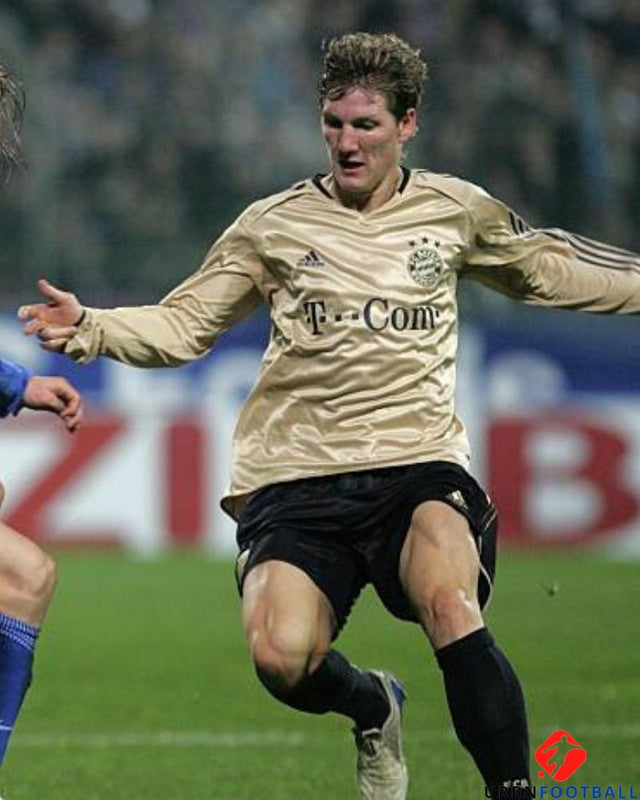 SCHWEINSTEIGER BASTIAN 2004-05 (Baia M)
