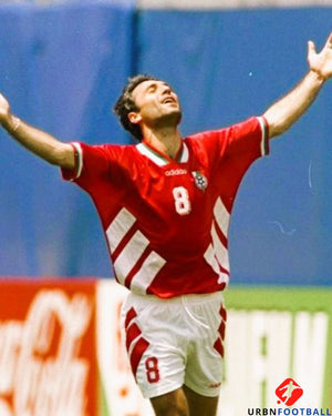 HRISTO STOICHKOV - N°6/28 - Panini France 98 World Cup / Bulgarie EUR 5 HRISTO STOICHKOV - N°6/28 - Panini France 98 World Cup / Bulgarie EUR 5